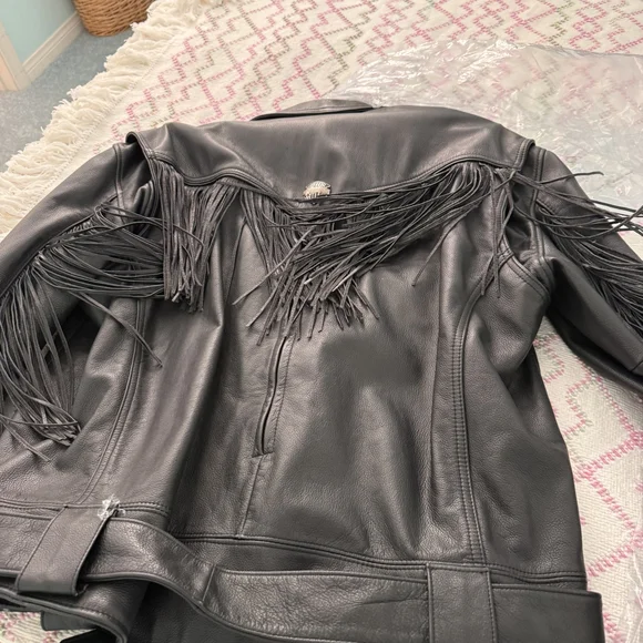 Harley-Davidson Black Leather Jacket with Fringe - Picture 4 of 9